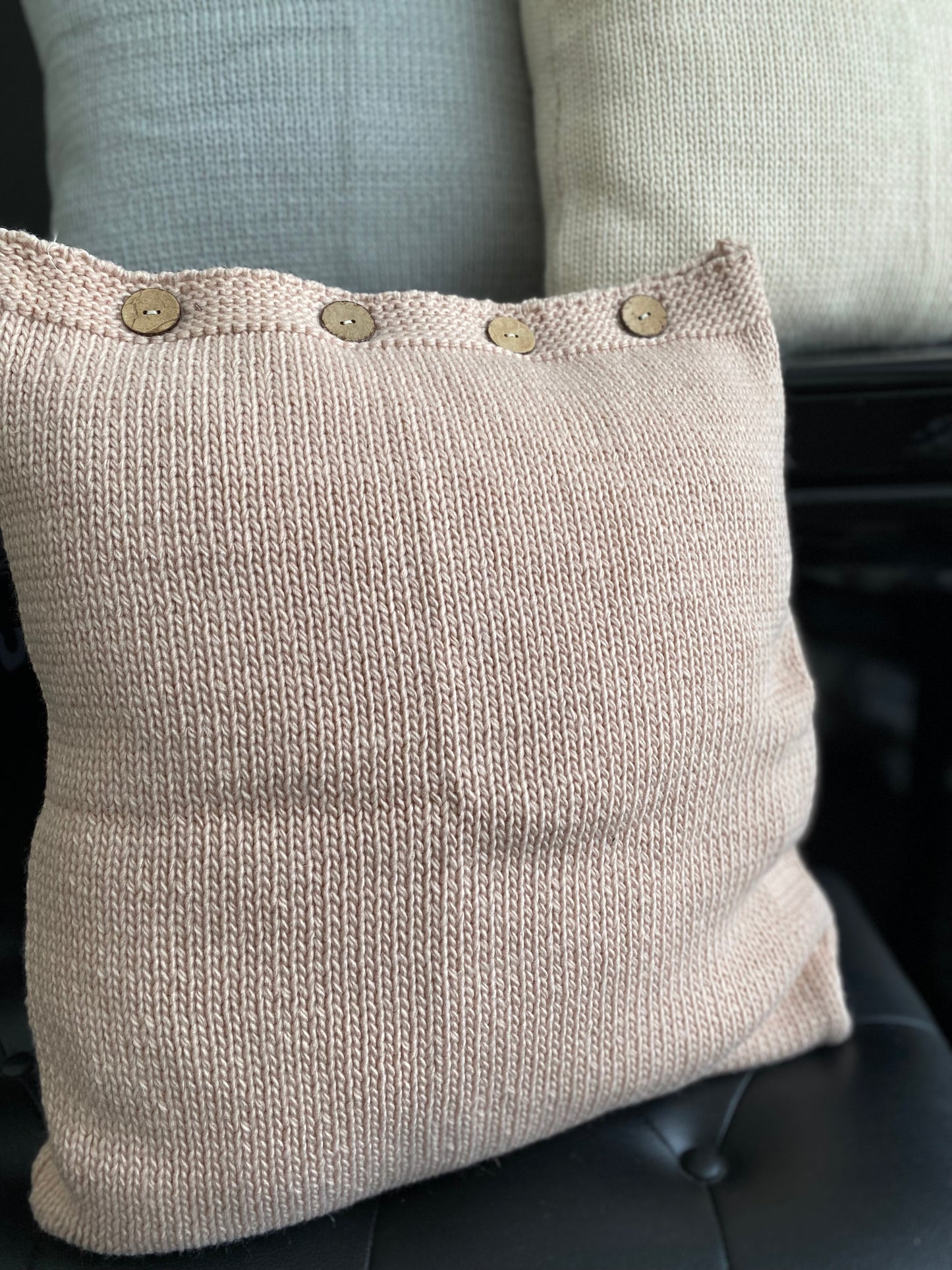 R4U Knitted Pillow Cushion