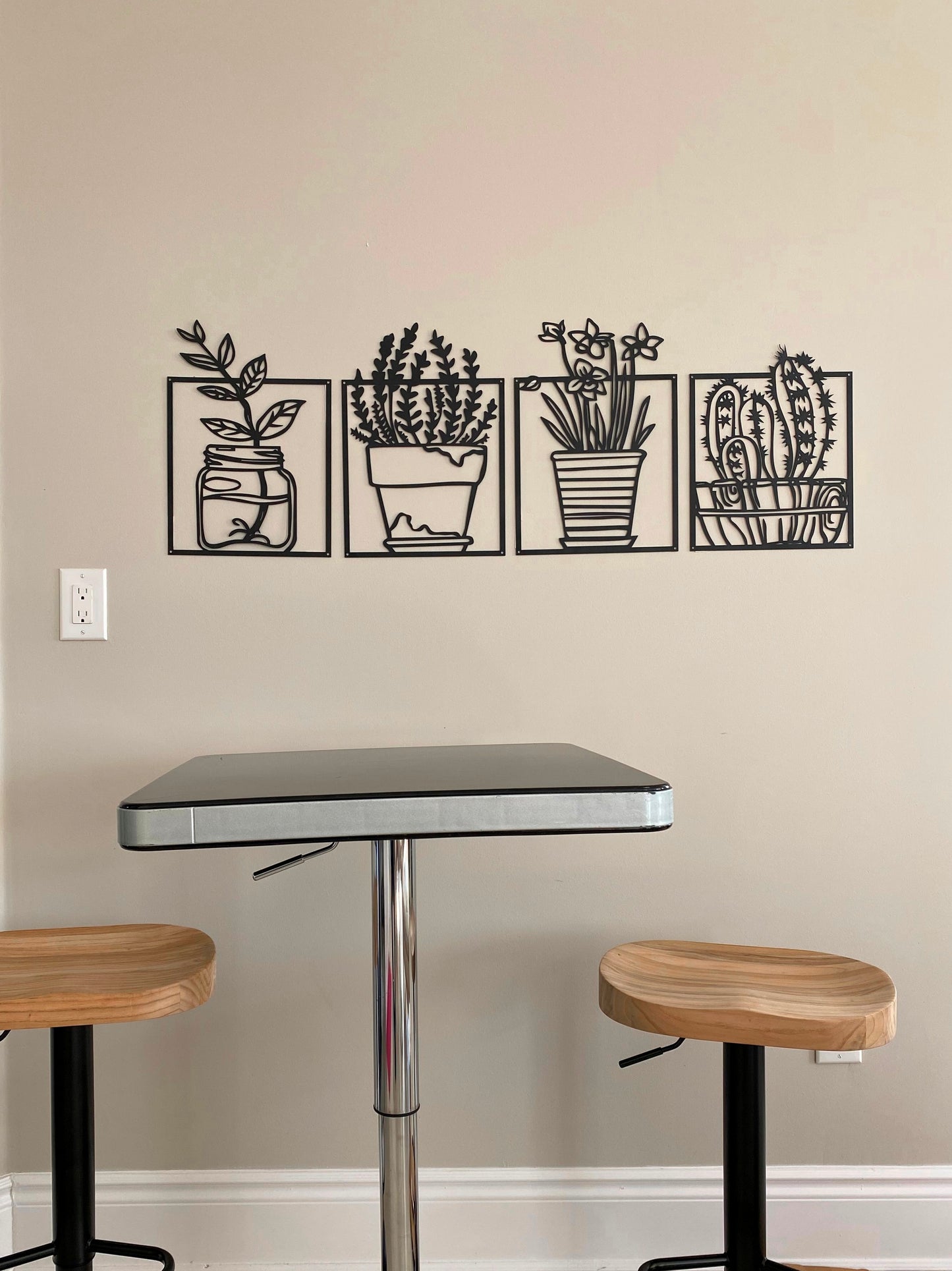 R4U Metal Wall Decor Art-Potted Flowers (Set of 4)