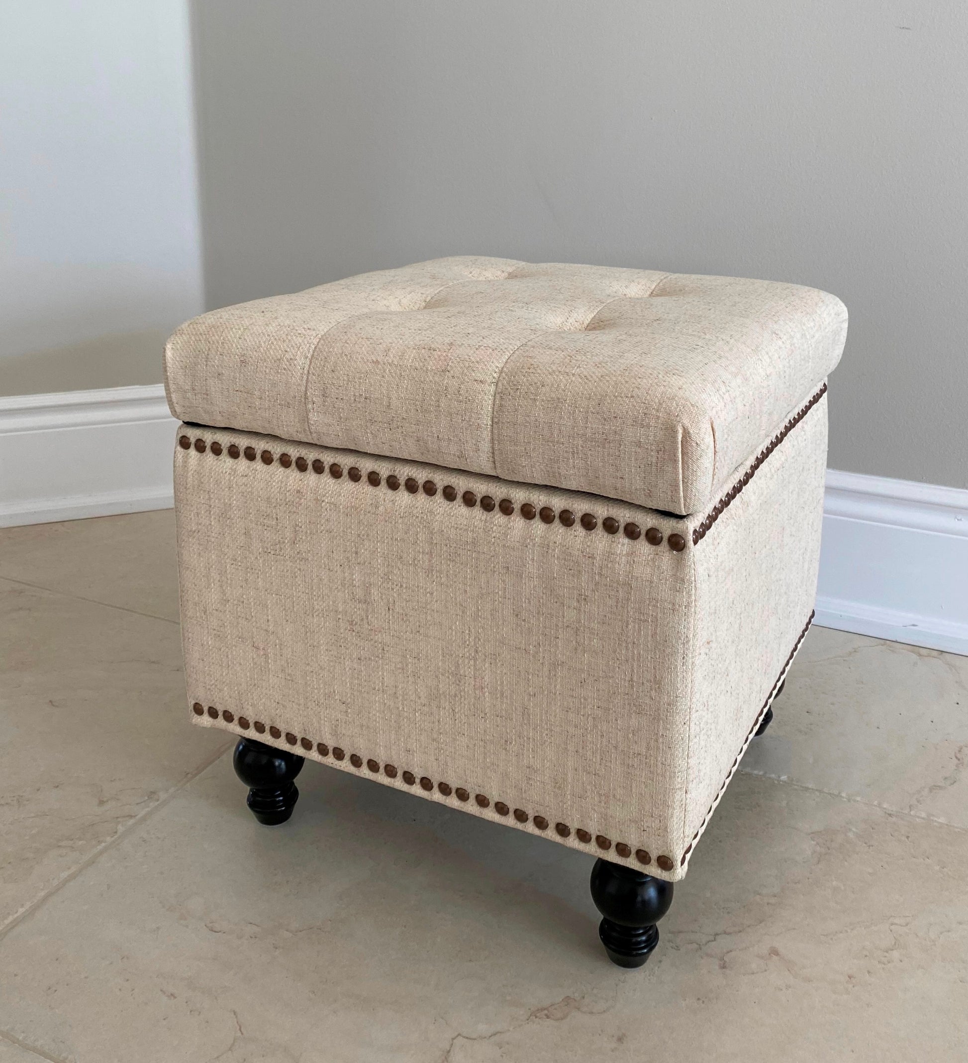 SEAT4U Beckenham Ottoman