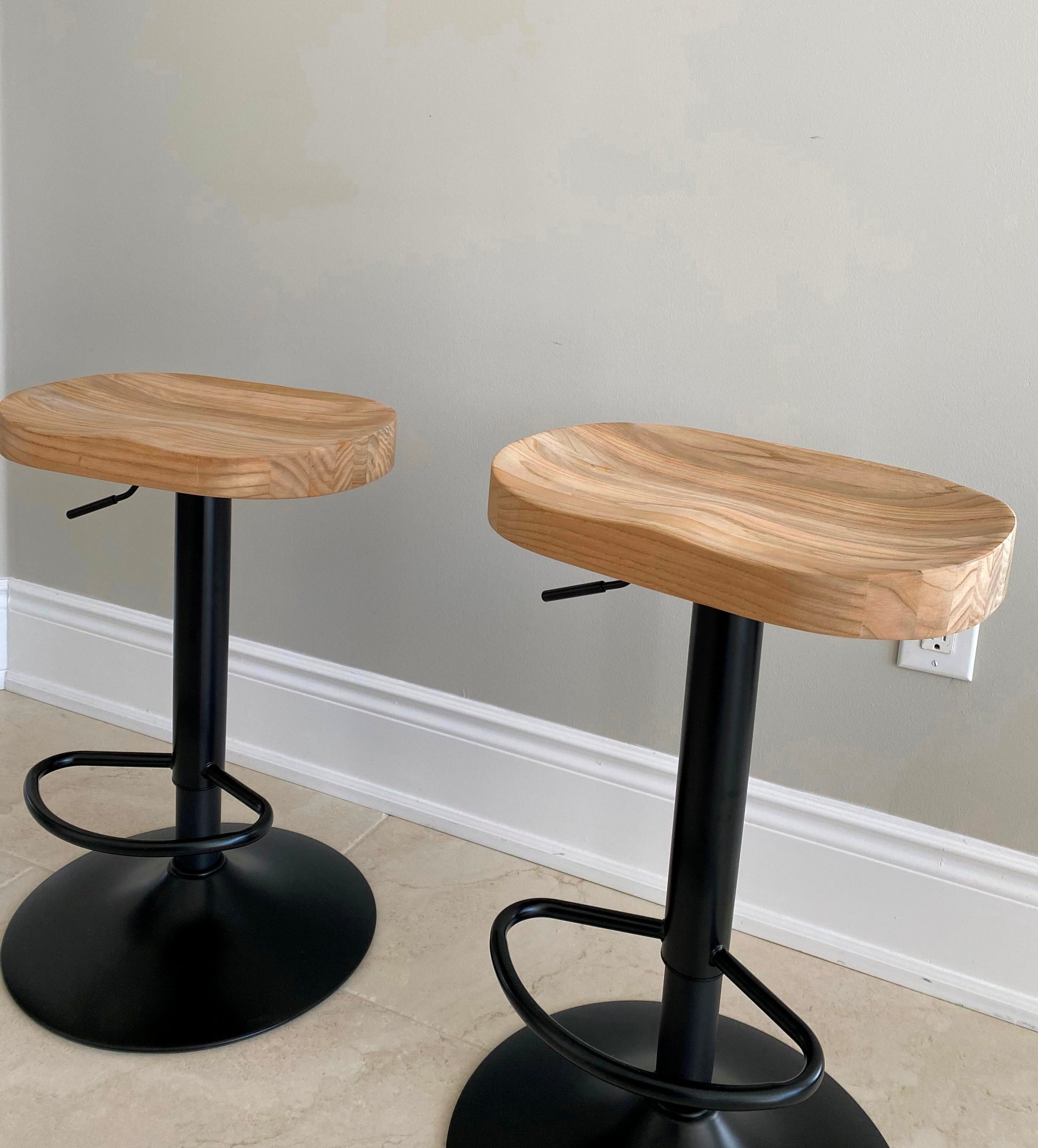 SEAT4U Muskoka Bar Stool