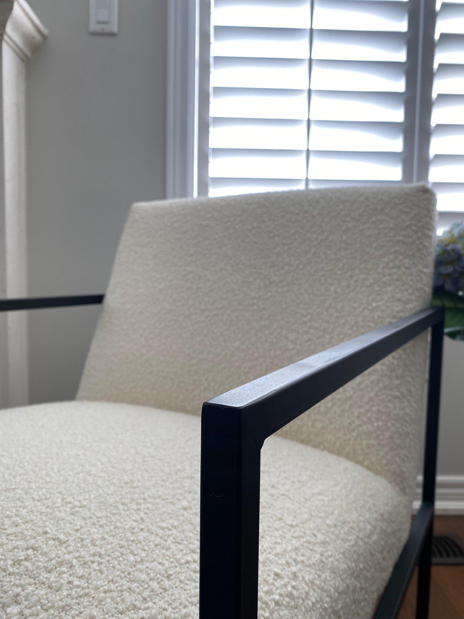 SEAT4U Marinette Arm Chair