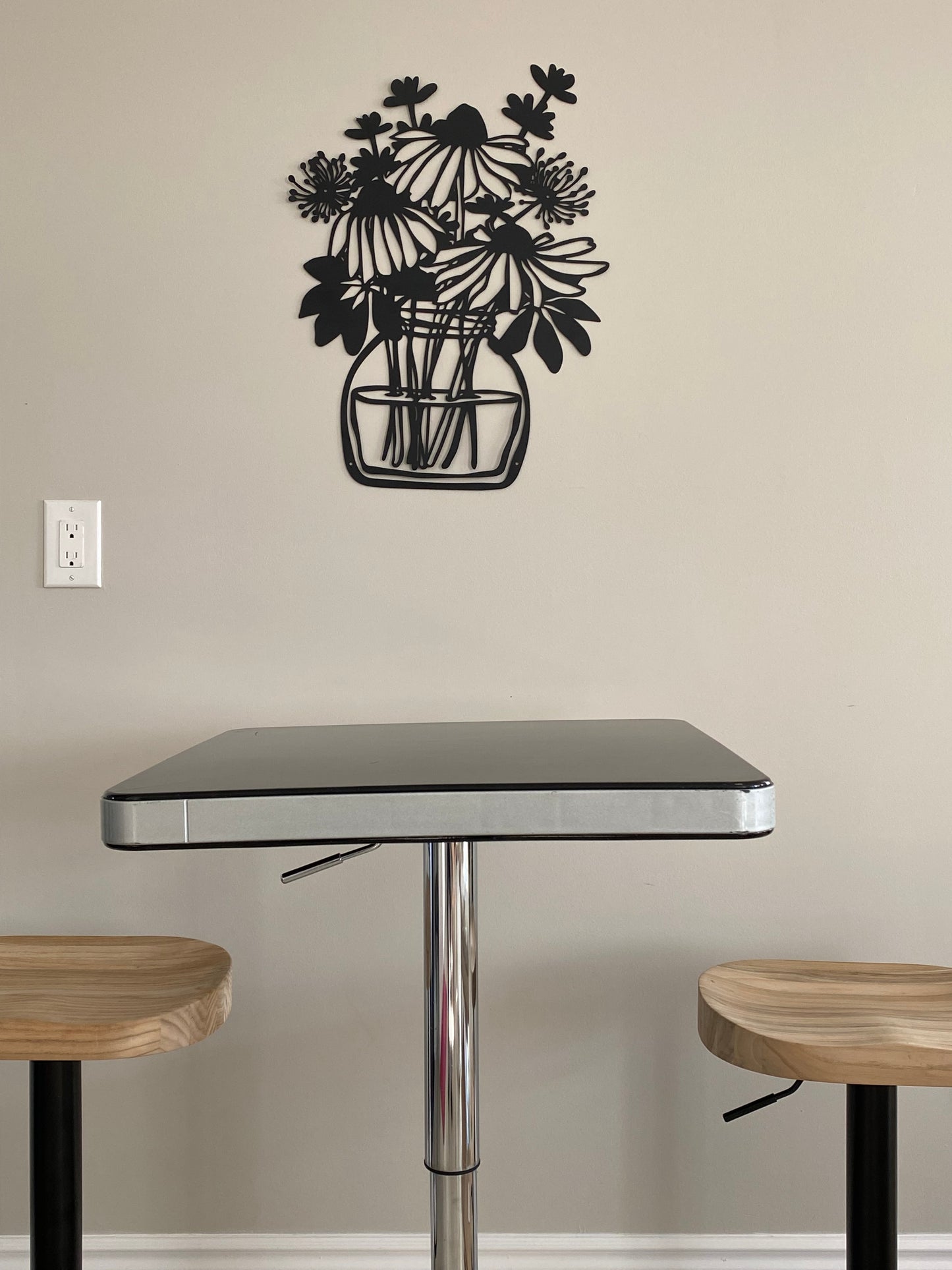 R4U Metal Wall Decor Art-Cornflower in Vase