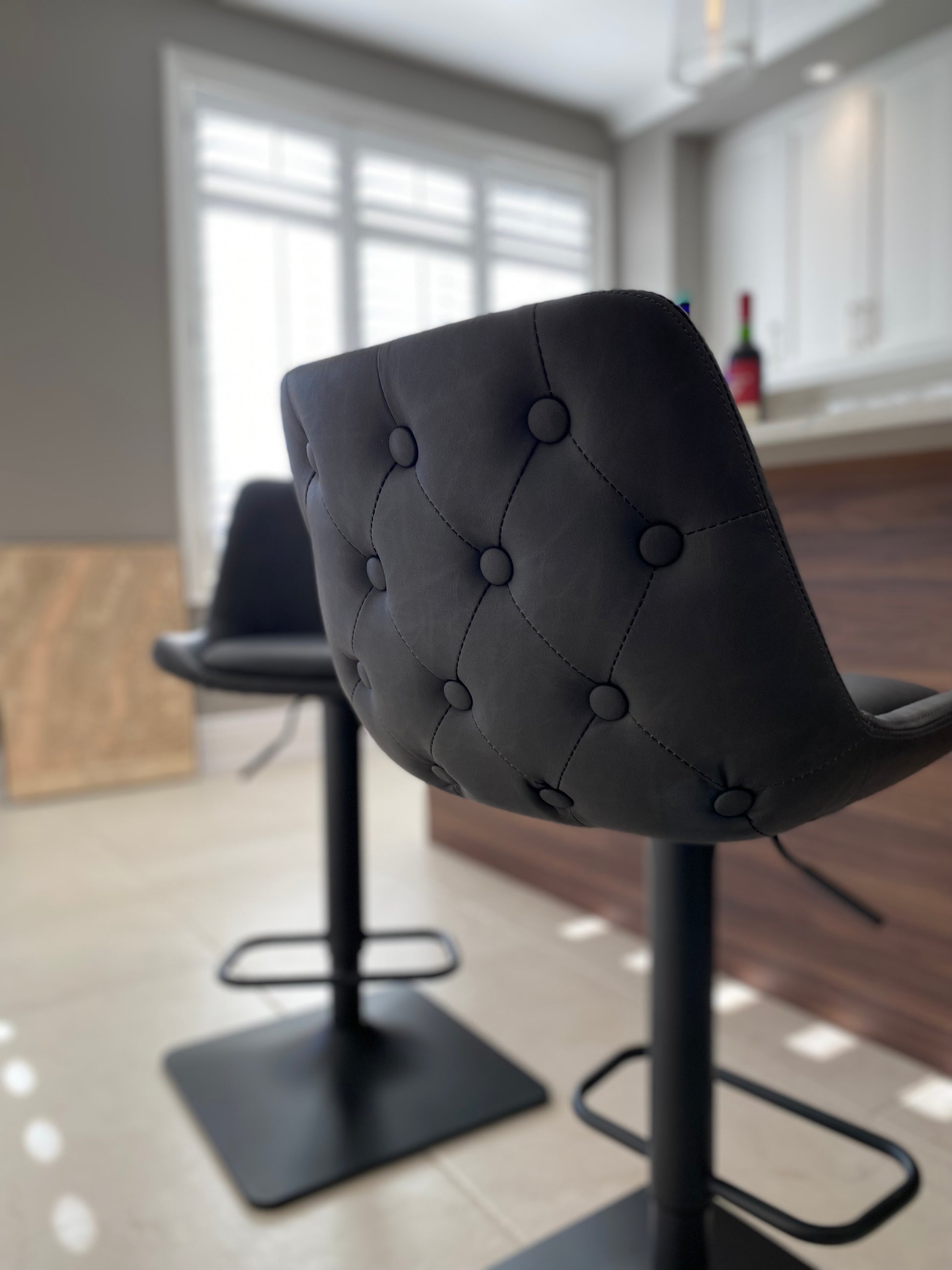 SEAT4U Rosedale Bar Stool